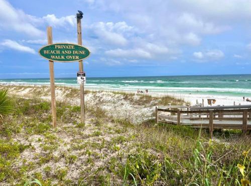 The Coral Reef at Avalon Estates - Private Beach