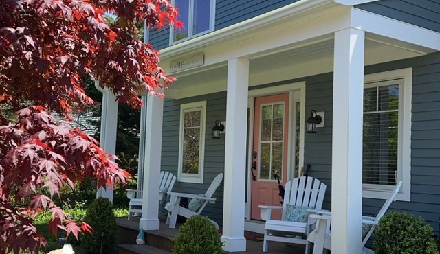 The Costal Corner - Martha's Vineyard
