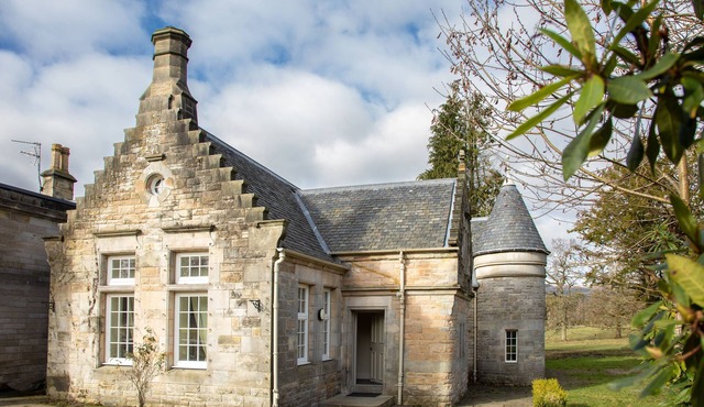 The Dower House at Solsgirth Home Farm - sleeps 4 guests in 2 bedrooms