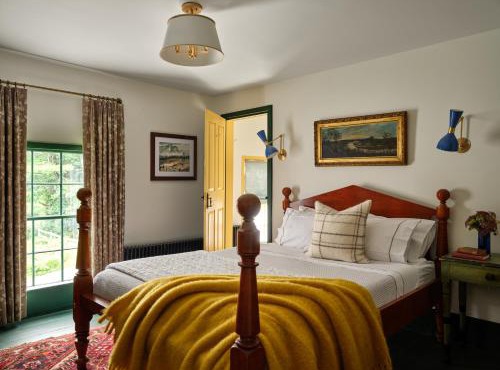 The Ell, a Historic, Luxurious 2 bed, 2 bath Private Suite in Lovell