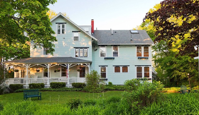 The Elmhurst Inn