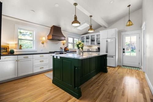 The Farm at Arcadia: Newly Renovated Golf Retreat
