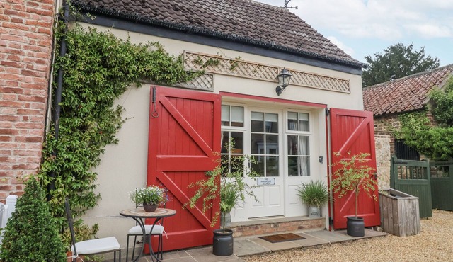 THE FARMHOUSE KITCHEN, romantic, with a garden in Ripon