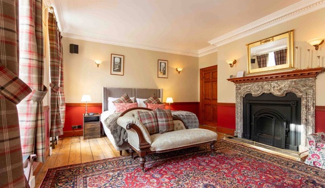 The Georgian Suite at The Merchant`s