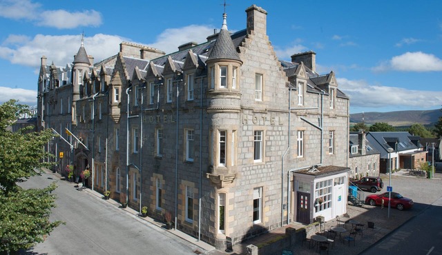 The Grant Arms Hotel
