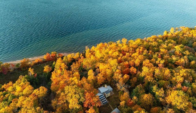 The Haven- Luxury Architect designed home on Madeline island with Hidden beach and Sauna