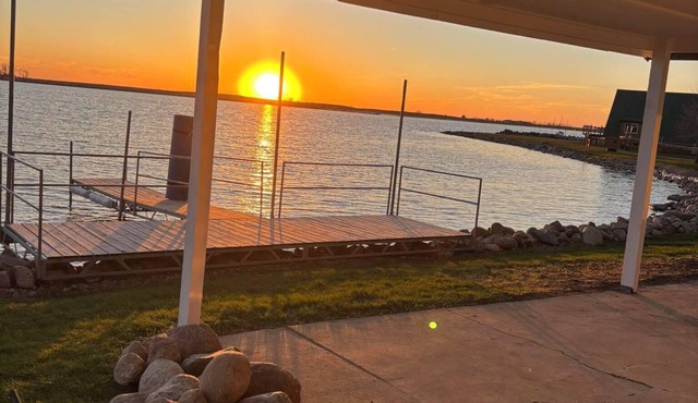 The Lakewood - Waterfront Retreat on Blue Dog Lake in Waubay SD