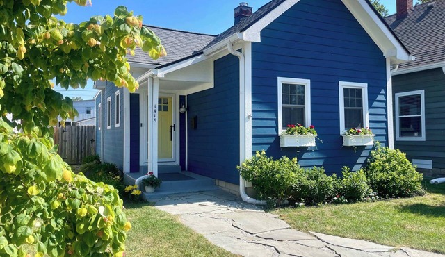 The Little Blue Cottage in Fountain Square