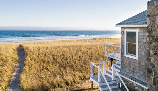 The Moonglow! A beautiful ocean view house in Biddeford!