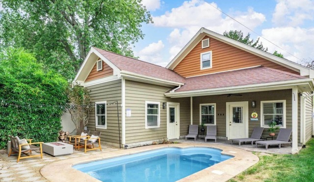 The Paper Plane - Pool - Sauna-Poker Room-Sleeps 8