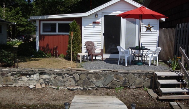 The Pickerel Inn at 450 Crescent Beach Branchport, NY