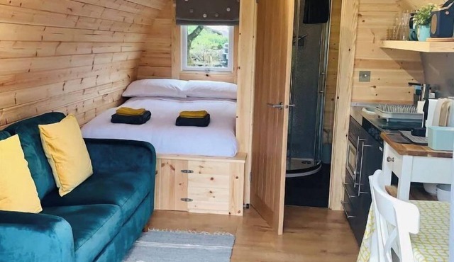 The Pod Over By
