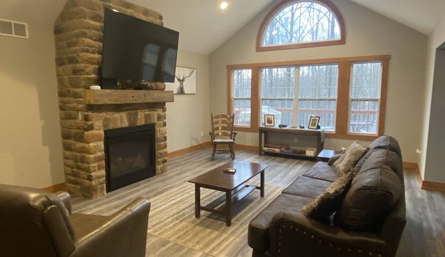 The Wild Rose Cabin at Hocking Hills