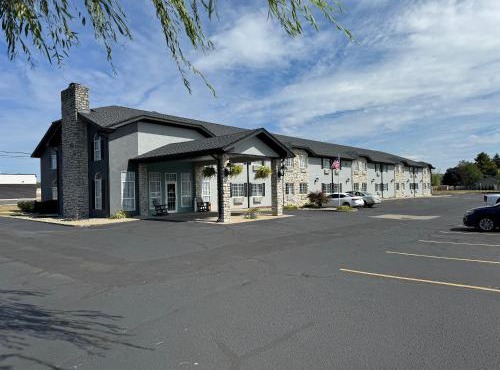 The Woodridge Inn