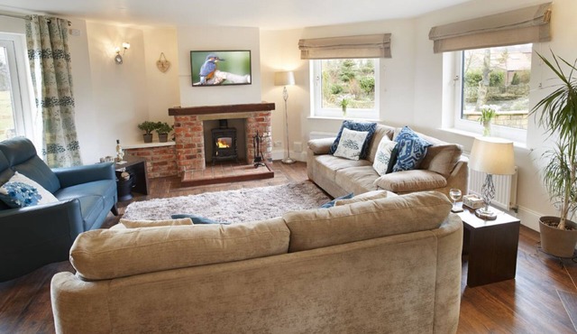 This cottage offers a stunning secluded break with uninterrupted views.