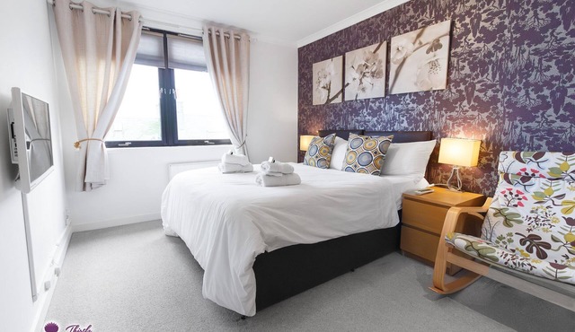 Thistle Apartments - Rose Apartment