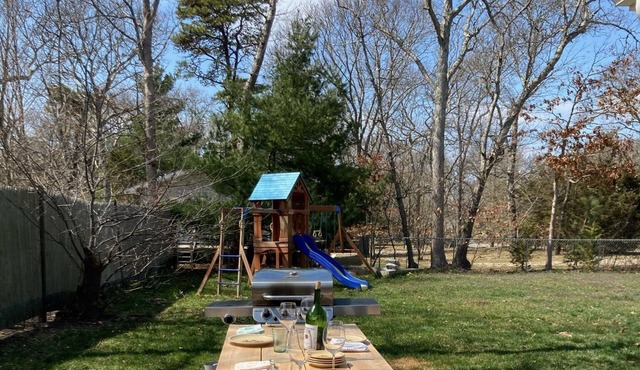 Three Bedroom Family Getaway in Oak Bluffs
