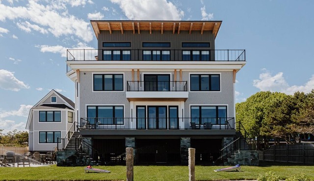 Tidal House + Beach Haven | Week Stay Discount
