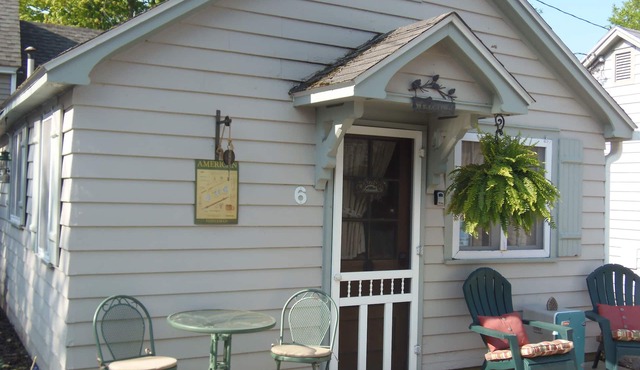 To A Ludington Cottages. Parkview #6.