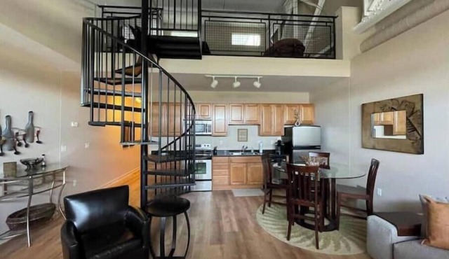 Top Floor Condo By the Water
