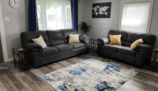 Top-Rated Home Near Ball State & IU Hospital- Summer Specials