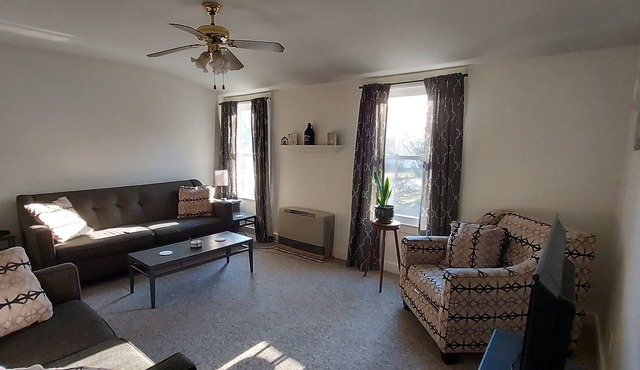 Topsham Heights Apartment