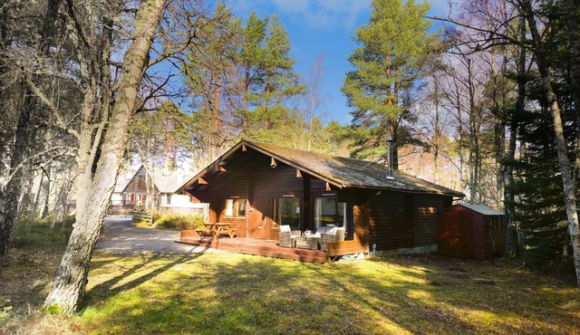 Tormore - wooden log cabin in the Cairngorms