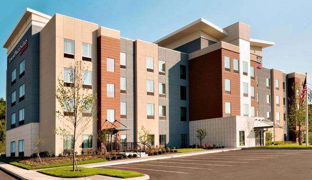 TownePlace Suites by Marriott Pittsburgh Airport/Robinson Township