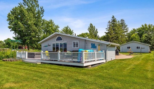 Tradewinds Cabin on Big Cormorant
