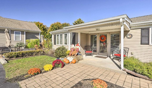 Tranquil Swansea Retreat w/Fire Pit & Grill!