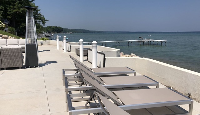 Traverse City West Bay Direct Waterfront