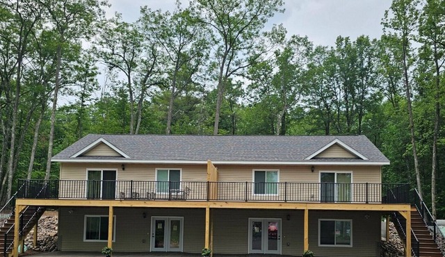 TRI Lake Duplex Side B Unit 2 (Winter Special!)