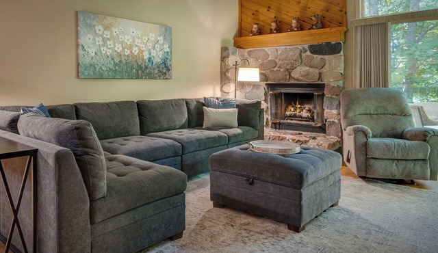 Trout Creek Condo #109, 3 Bedroom Loft, 2 Bath.