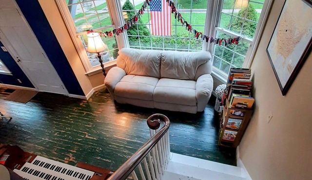 Tuscan-like Terraces Overlook Lake Erie Sunsets