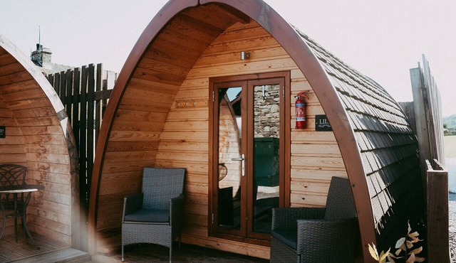 Twin Glamping Pod - Lily