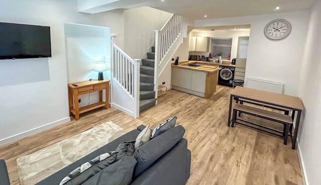 Ty Pentref by STAE-Homes