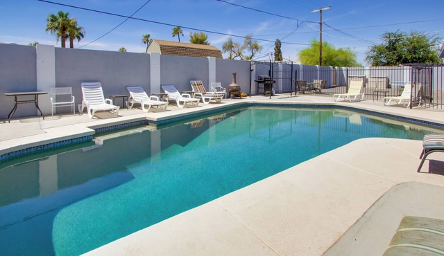 Ultimate Phoenix Group Getaway: Patio + Pool!