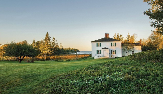 Unimaginably Beautiful Frank Benson’s 18 Acre Oceanfront Farmhouse Tennis Estate