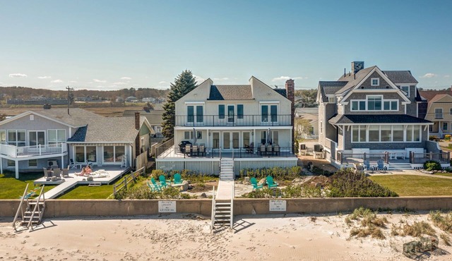 Unique Beach and Ocean Panoramic Views, this home has it all !