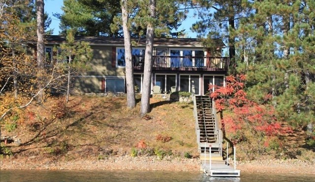 Unique Round Lake Getaway. Attention to detail. All the extras. Read our reviews