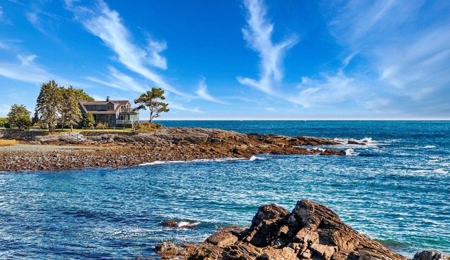 Unparalleled Luxury at This Oceanfront Home on a Private Peninsula