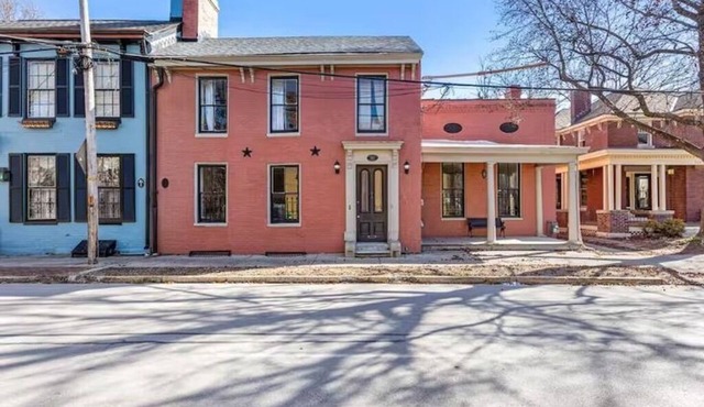 Upper's Historic Pink Oasis
