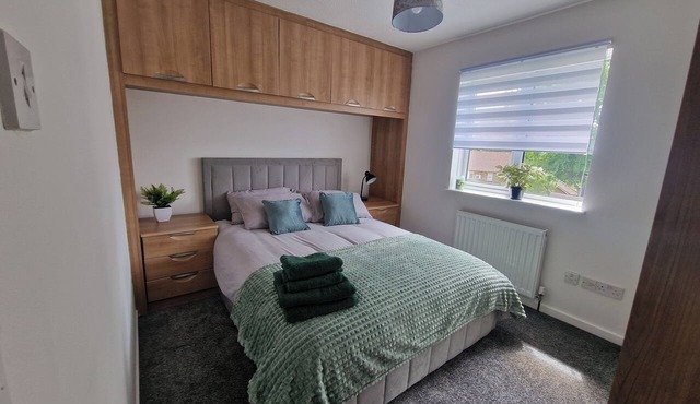 Urban Retreat in Newcastle- Pet Friendly- Garden