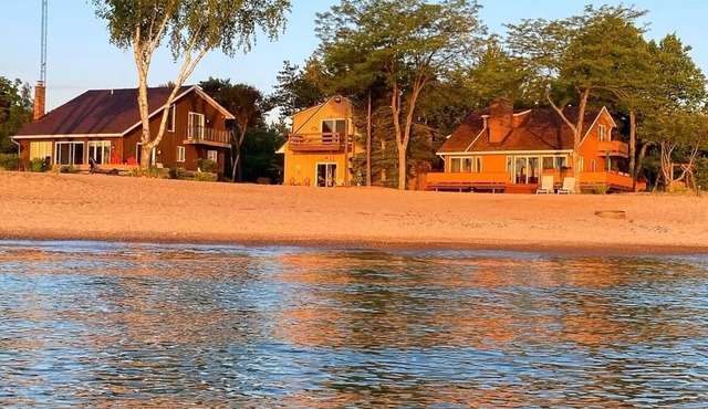 Vacation at the best beach in Port Sanilac! Family orientated beach rental.