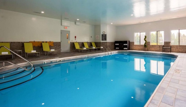 Vacation Day is Always a Great Idea! Indoor pool, Shop at Ohio Valley Mall