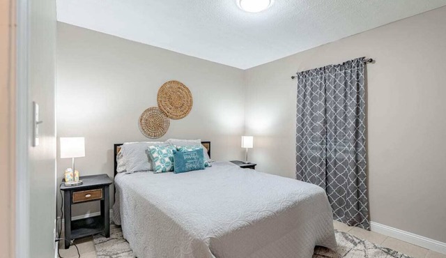 Valor Cottage/close to Ft. Knox and Louisville