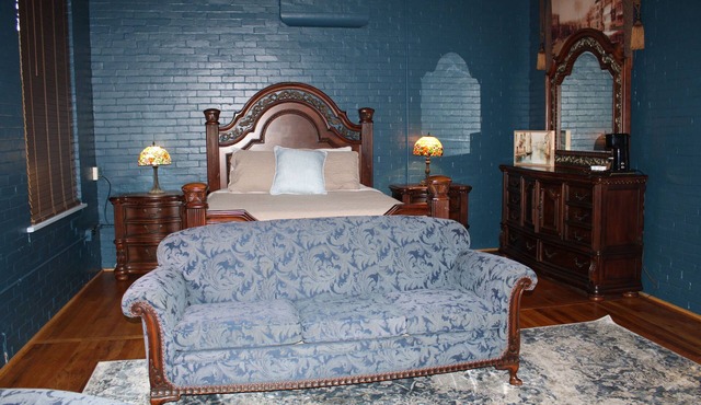 Venice - Villagio Boutique Hotel ★WALK to STADIUM ★FREE PARKING