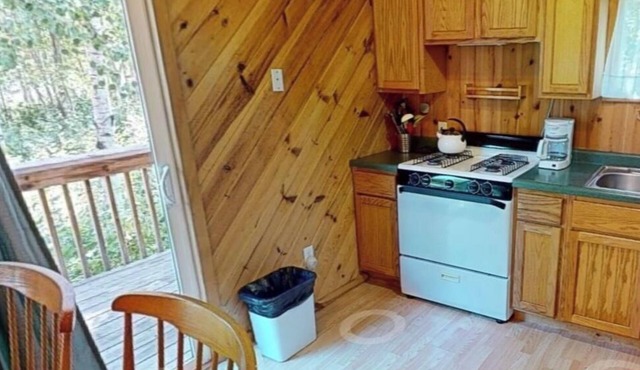 VermilionRiverCottages - Voyageur Cottage