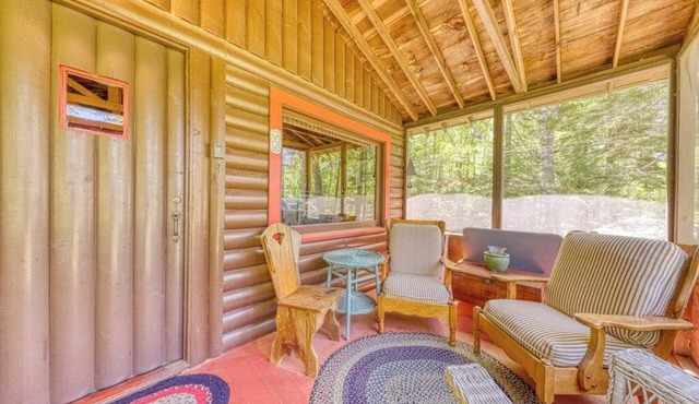 Vintage, Log Cabin in the Woods with Beach Club Access About One Mile Away