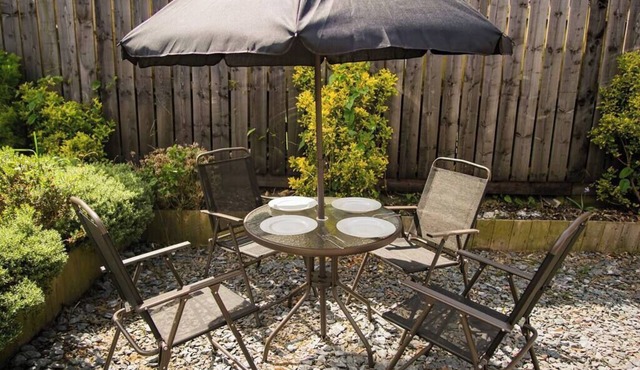 VRBO 14 Embleton avenue